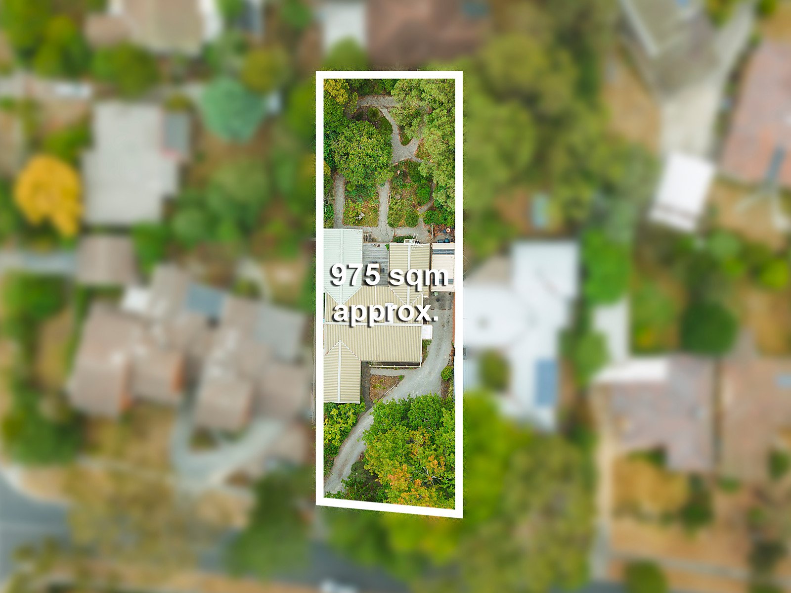 Satellite view showing a 975 sqm block